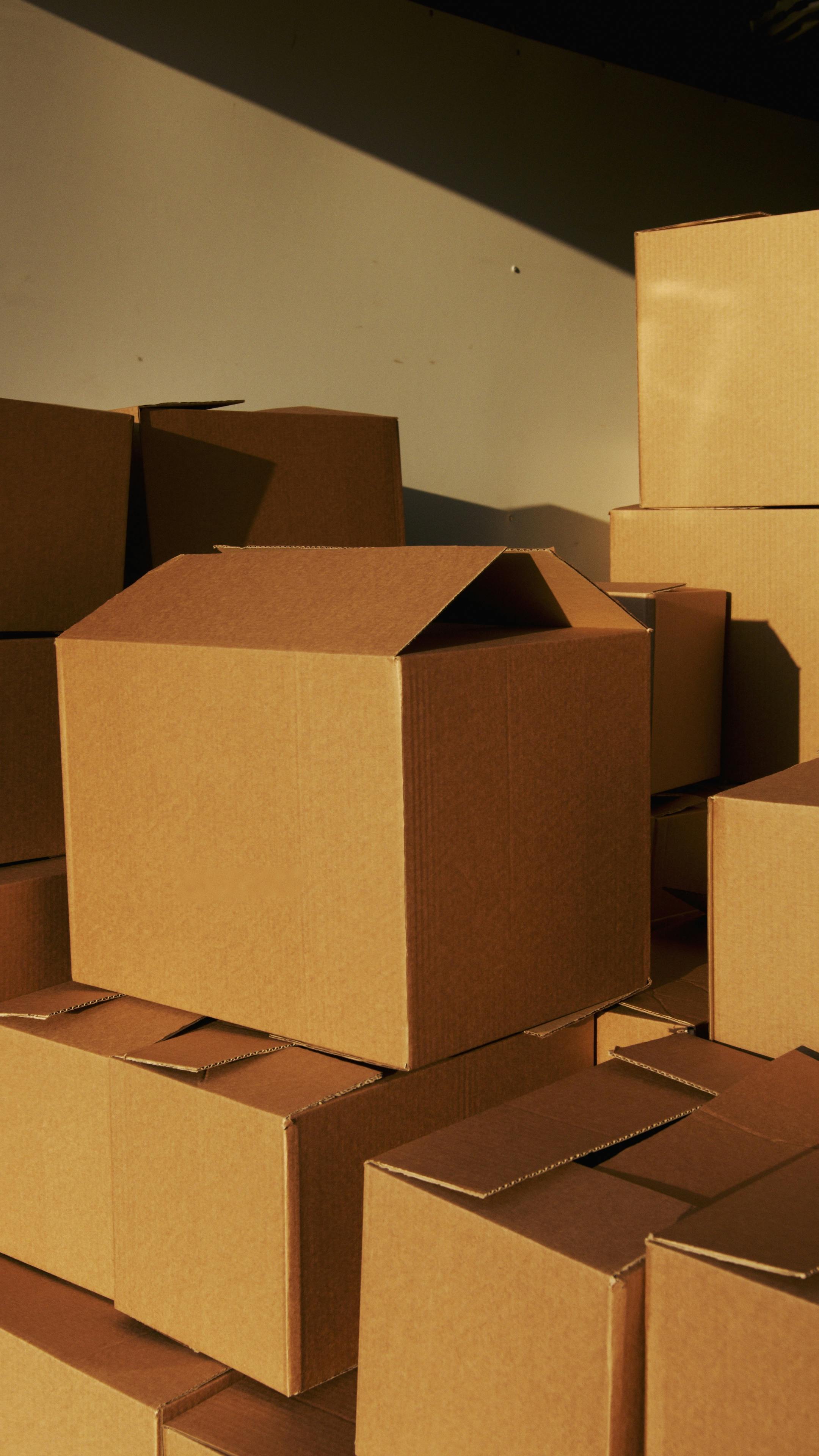 Double‑Wall vs. Single‑Wall Boxes: How to Choose the Right Box and Tape for Your Shipment