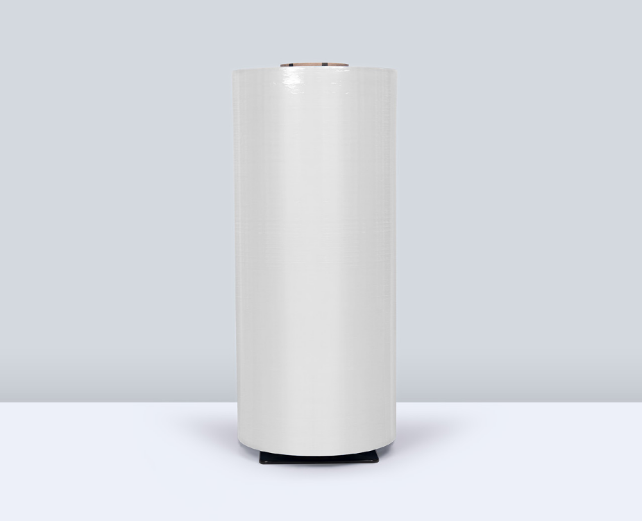Clear machine stretch film roll, wide 20 in, 9000 ft, 51 gauge
